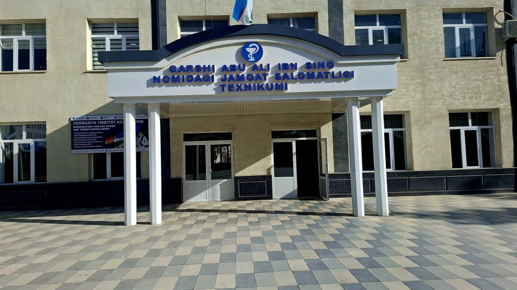 Qarshi shahridagi Abu Ali ibn Sino nomidagi tibbiyot texnikumda talaba yoshlar o‘rtasida “Sog‘lom hayot sari birgalikda” shiori ostida tadbir o‘tkazildi.